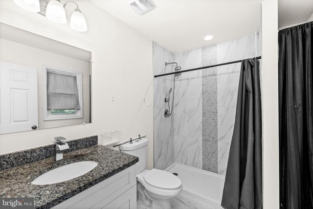 22 PINEWOOD LN, Colonial Beach, VA 22443