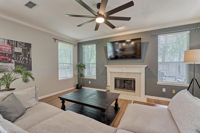 3 E Night Heron Place, The Woodlands, TX 77382