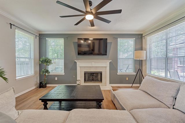 3 E Night Heron Place, The Woodlands, TX 77382