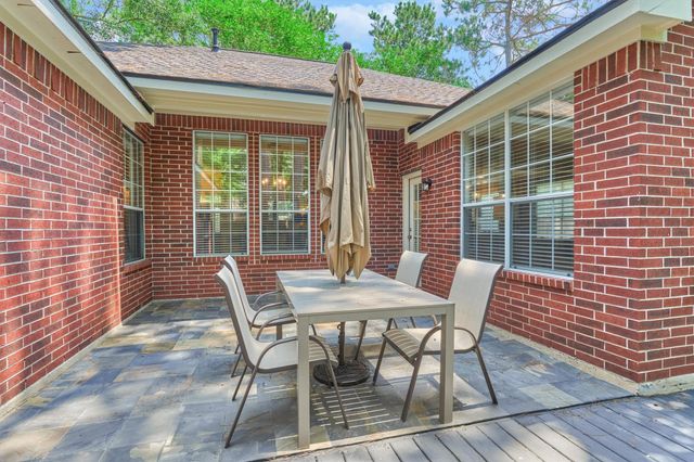 3 E Night Heron Place, The Woodlands, TX 77382