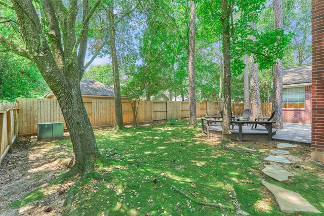 3 E Night Heron Place, The Woodlands, TX 77382