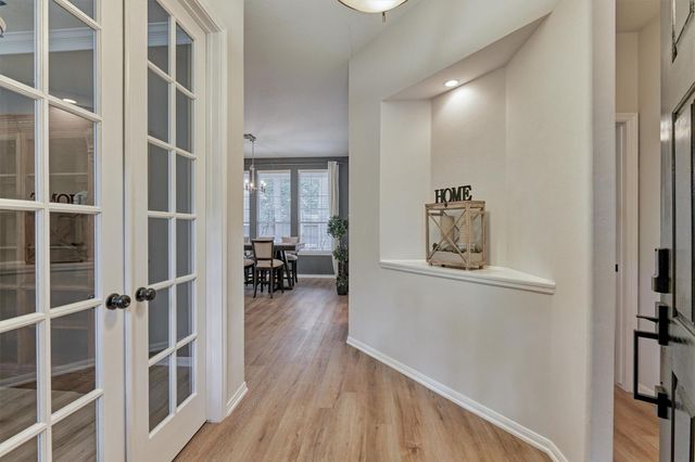 3 E Night Heron Place, The Woodlands, TX 77382