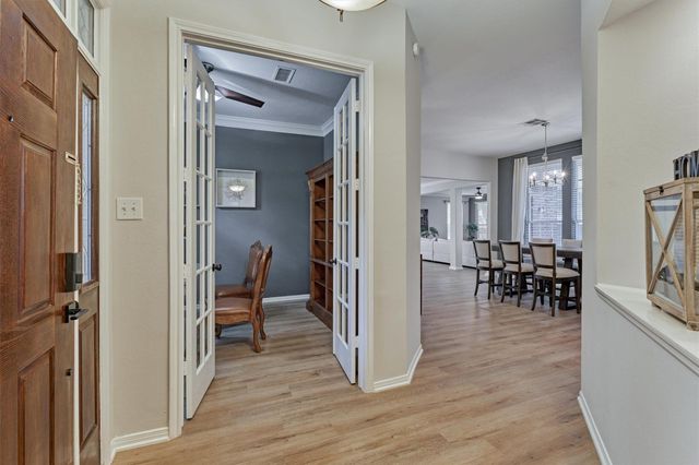 3 E Night Heron Place, The Woodlands, TX 77382