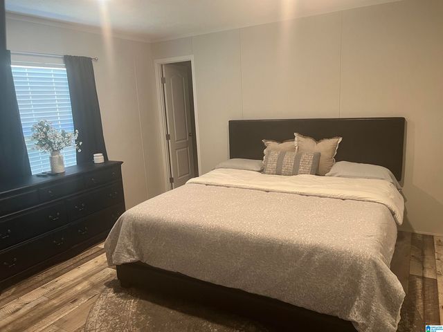 7233 DONS DRIVE, Bessemer, AL 35023