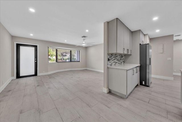 1004 Johnson St, Hollywood, FL 33019