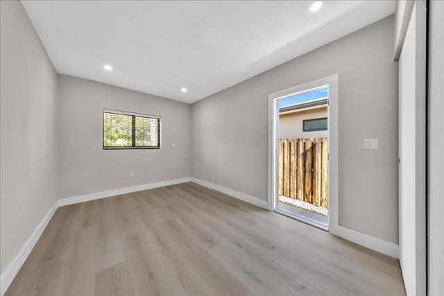 1004 Johnson St, Hollywood, FL 33019