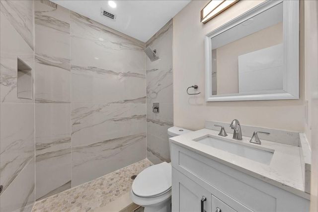 1004 Johnson St, Hollywood, FL 33019