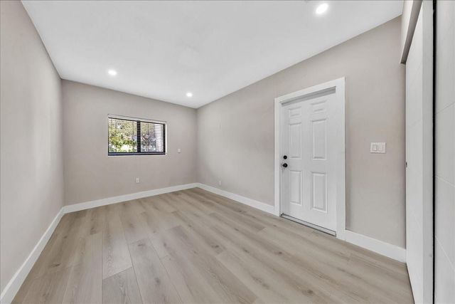 1004 Johnson St, Hollywood, FL 33019