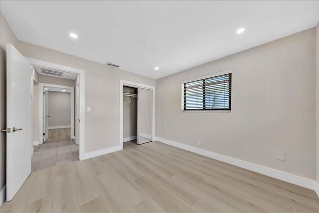 1004 Johnson St, Hollywood, FL 33019