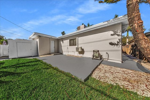 1004 Johnson St, Hollywood, FL 33019