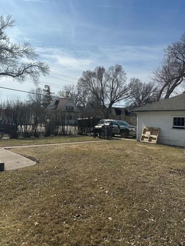 902-904 N 1st Street North Street N, Fargo, ND 58102