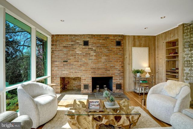 7400 REBECCA DR, Alexandria, VA 22307