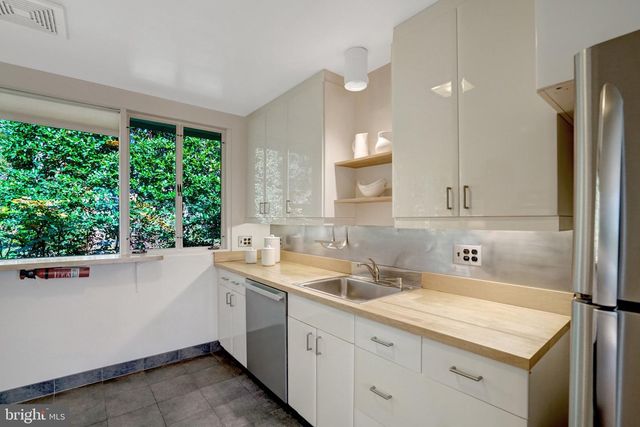 7400 REBECCA DR, Alexandria, VA 22307