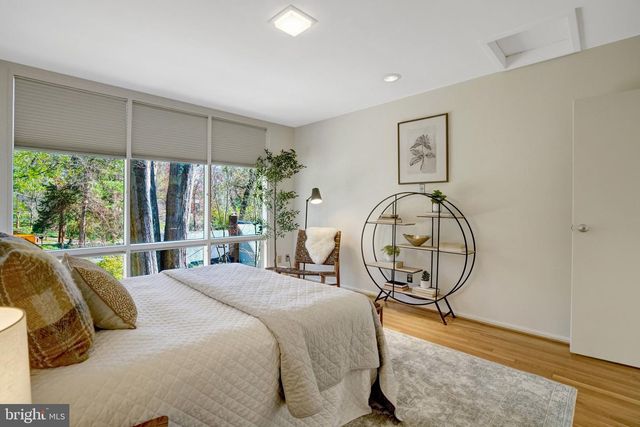 7400 REBECCA DR, Alexandria, VA 22307