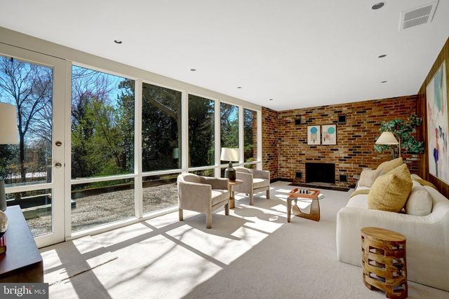 7400 REBECCA DR, Alexandria, VA 22307