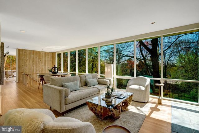 7400 REBECCA DR, Alexandria, VA 22307