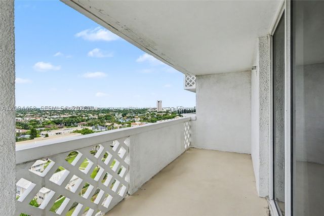 1200 S Ocean Blvd 15H, Boca Raton, FL 33432