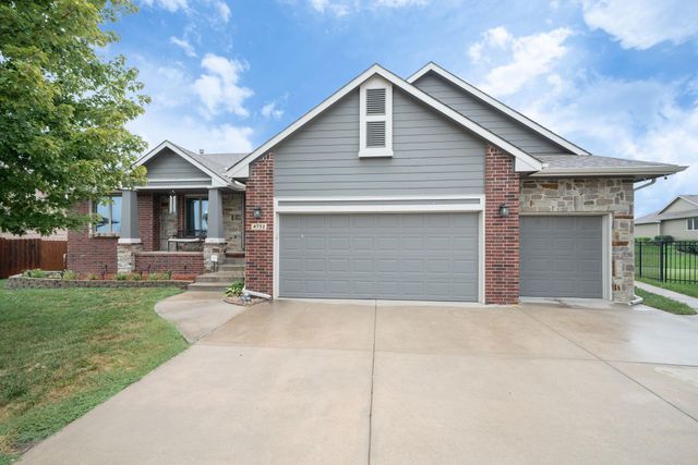 4752 N Spyglass, Wichita, KS 67226