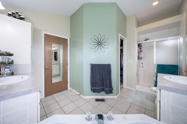 4752 N Spyglass, Wichita, KS 67226