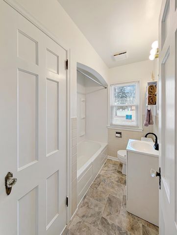 3717 Perry Avenue N, Robbinsdale, MN 55422