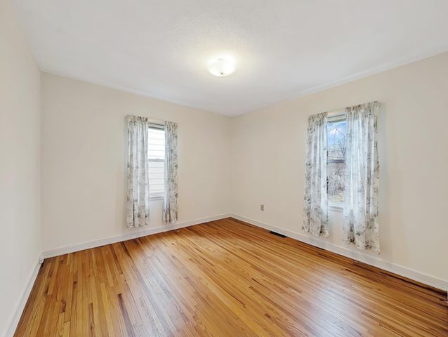 3717 Perry Avenue N, Robbinsdale, MN 55422