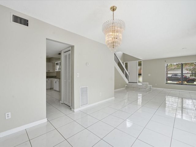 11314 LAUREL CREST LANE, Tampa, FL 33624