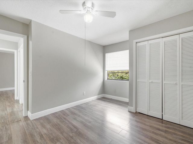 11314 LAUREL CREST LANE, Tampa, FL 33624
