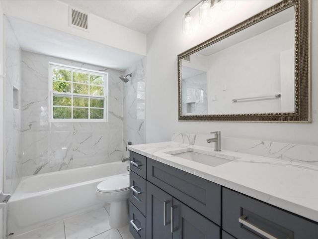 11314 LAUREL CREST LANE, Tampa, FL 33624