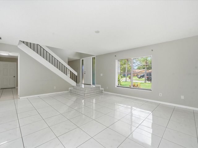 11314 LAUREL CREST LANE, Tampa, FL 33624