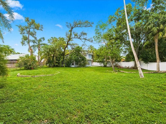 11314 LAUREL CREST LANE, Tampa, FL 33624