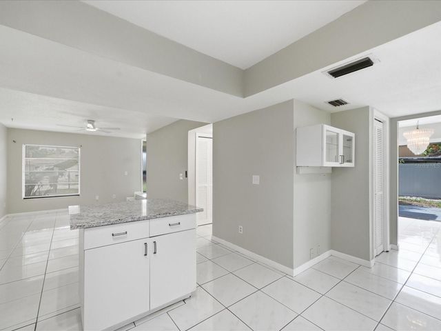 11314 LAUREL CREST LANE, Tampa, FL 33624