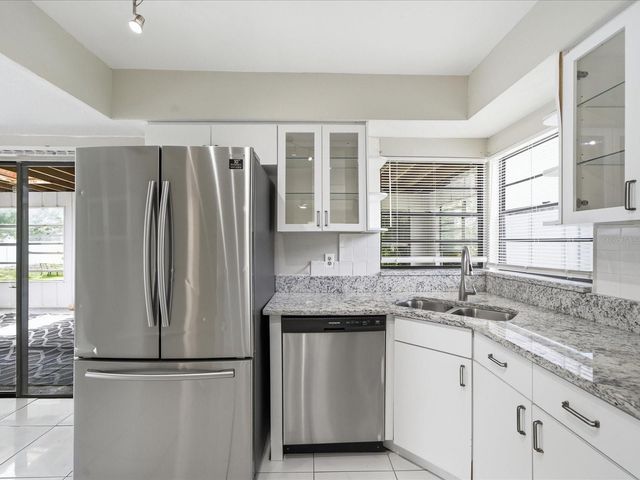11314 LAUREL CREST LANE, Tampa, FL 33624