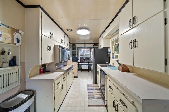 3219 Mccain Road, Jackson, MI 49203