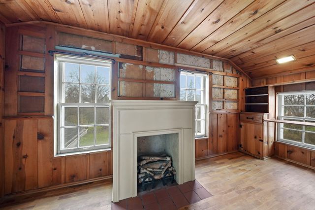 3219 Mccain Road, Jackson, MI 49203