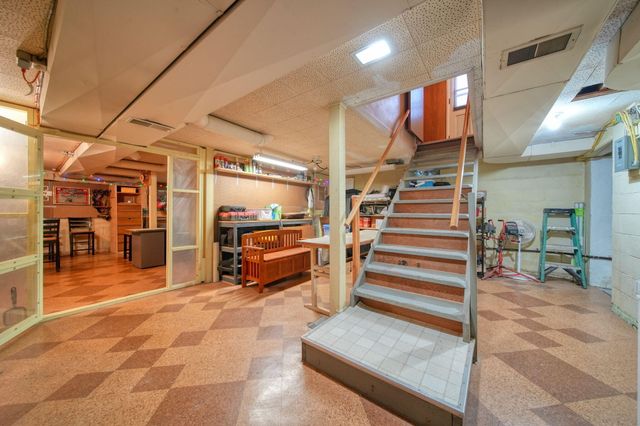 3219 Mccain Road, Jackson, MI 49203