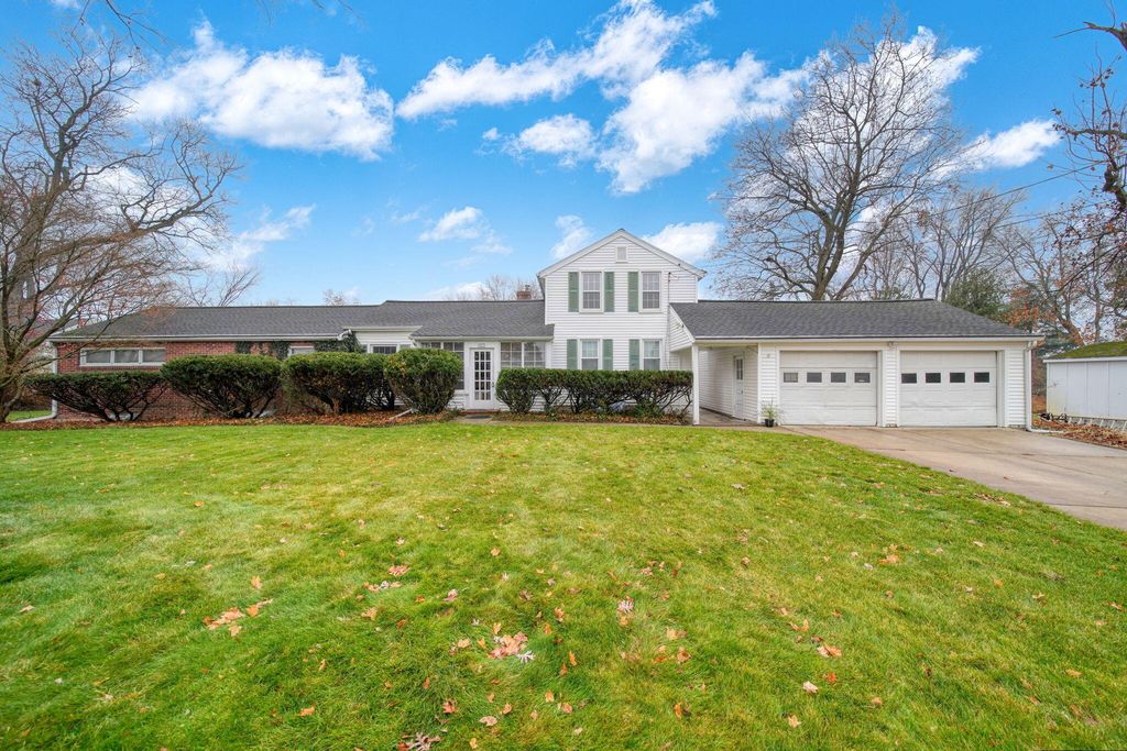 3219 Mccain Road, Jackson, MI 49203