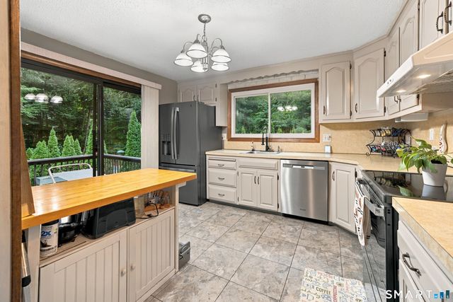 9 Boyer Road, Stafford, CT 06076