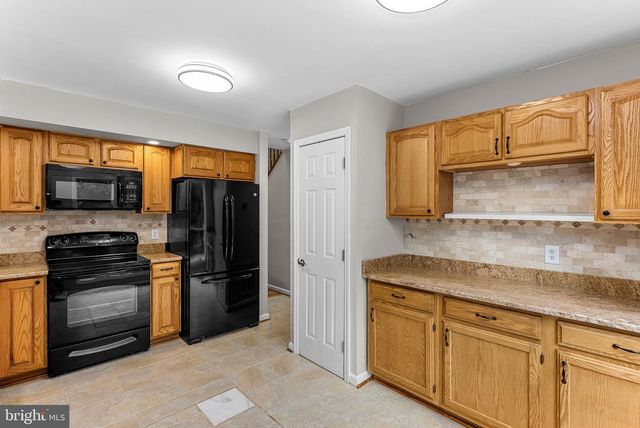 403 WINDY VALLEY LN, Charles Town, WV 25414