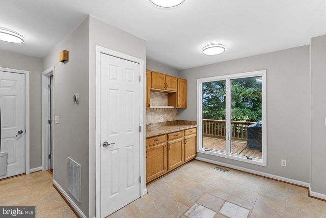 403 WINDY VALLEY LN, Charles Town, WV 25414