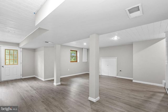 403 WINDY VALLEY LN, Charles Town, WV 25414