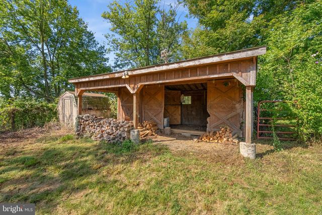 403 WINDY VALLEY LN, Charles Town, WV 25414