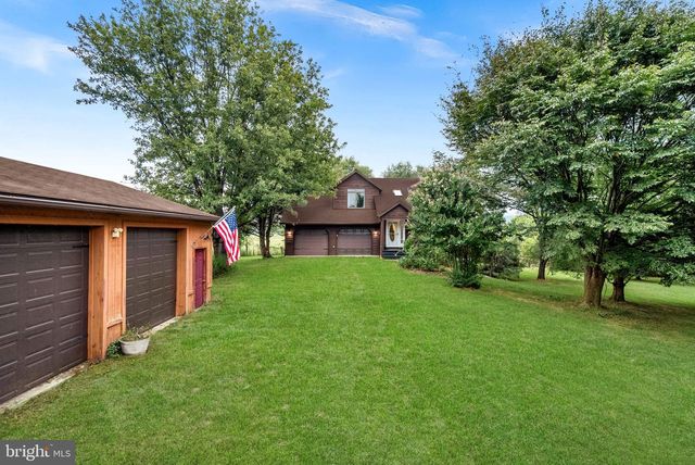403 WINDY VALLEY LN, Charles Town, WV 25414