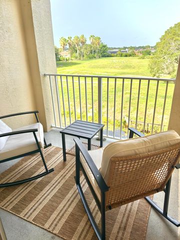 2060 Greenview Shores Boulevard, Wellington, FL 33414