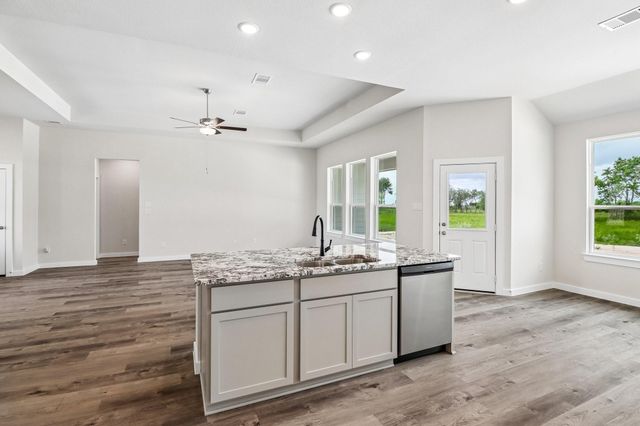 1324 Westfork Drive, Sealy, TX 77474