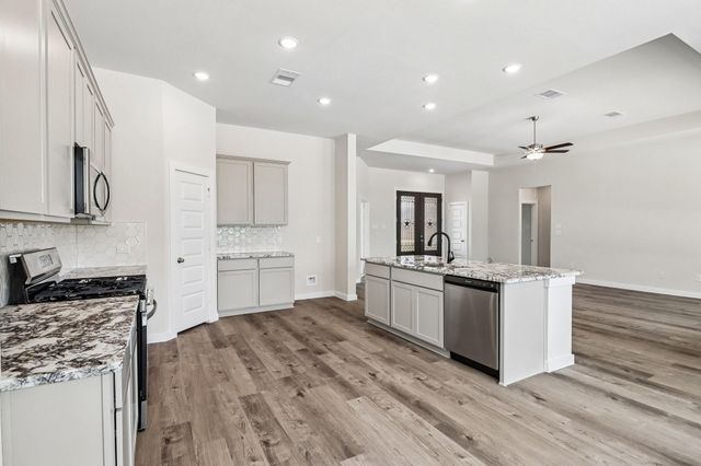 1324 Westfork Drive, Sealy, TX 77474