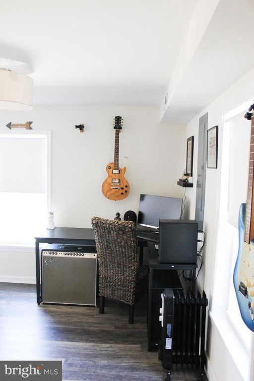 Image 10 of property listing at 11685 BECKFORD AVE, Princess Anne, MD 21853