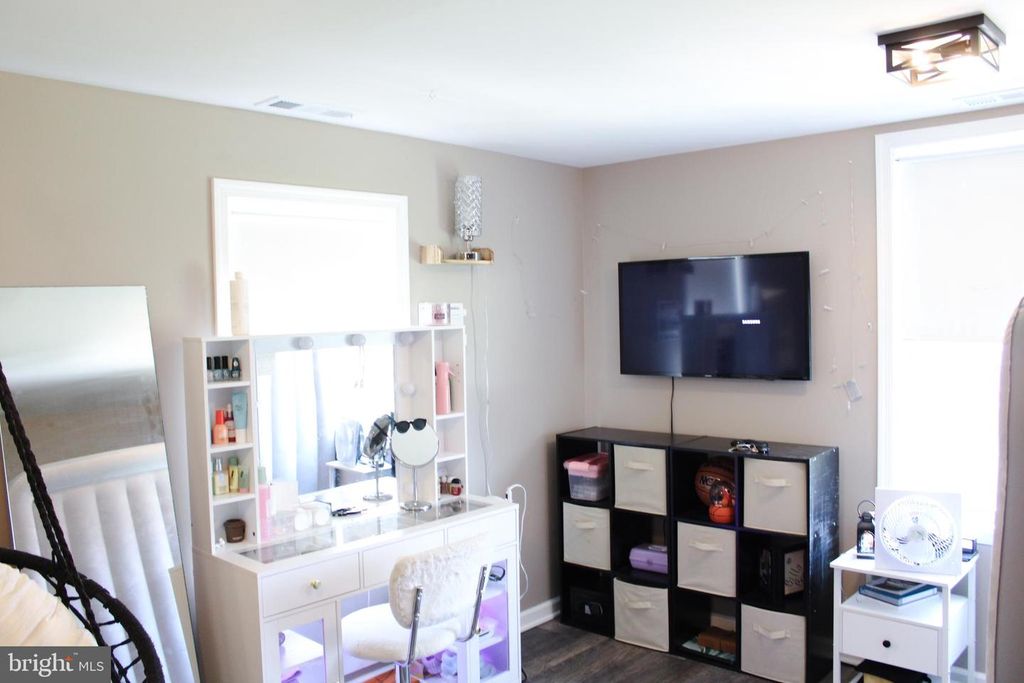 Image 24 of property listing at 11685 BECKFORD AVE, Princess Anne, MD 21853