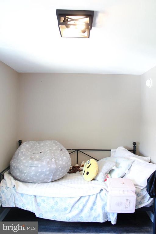 Image 26 of property listing at 11685 BECKFORD AVE, Princess Anne, MD 21853