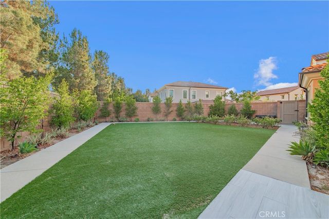 106 Fisher, Irvine, CA 92620