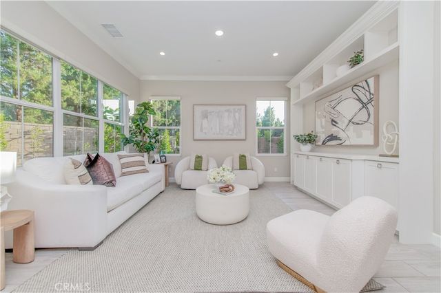 106 Fisher, Irvine, CA 92620